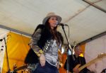 Nigtevecht 5 september 2015
Trijntje Oosterhuis treedt zwanger op bij het muziekfeest in NIgtevecht. Ook haar beide zoons zijn erbij