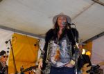 Nigtevecht 5 september 2015
Trijntje Oosterhuis treedt zwanger op bij het muziekfeest in NIgtevecht. Ook haar beide zoons zijn erbij