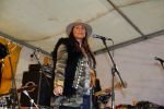 Nigtevecht 5 september 2015
Trijntje Oosterhuis treedt zwanger op bij het muziekfeest in NIgtevecht. Ook haar beide zoons zijn erbij