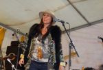 Nigtevecht 5 september 2015
Trijntje Oosterhuis treedt zwanger op bij het muziekfeest in NIgtevecht. Ook haar beide zoons zijn erbij