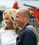 Hilversum 25 augustus 2015
Perspresentatie RTL in studio 21. Wendy v Dijk met broer Mike