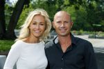 Hilversum 25 augustus 2015
Perspresentatie RTL in studio 21. Wendy v Dijk met broer Mike