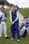 Zandvoort 5 september 2015
 
Op zaterdag 5 september zal traditiegetrouw de Charity Challenge van het KLM Open plaatsvinden op de Kennemer G&CC. Bekende Nederlanders spelen met genodigden van partners en sponsoren van het KLM Open voor het goede doel, UNICEF. Onder de deelnemende BNâ€™ers bevinden zich Jeroen Rietbergen, Bryan Roy, Daan Slooter, , Winston Gerschtanowitz Ties Kruize, Willem van Hanegem, Elsemieke Havenga, Ferry Maat, Jan Lammers, Toine van Peperstraten,Peter Paul Muller,  Ed de Goey, Floris Jan Bovelander en Willy van de Kerkhof en Nicolien Sauerbrei