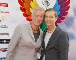 Amsterdam 29 juni 2015
Rainbow awards in Tuschinski.
politevoorlichtster Ellie Lust en partner