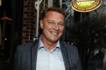Amsterdam 2 september 2016
Diner voor Albert Verlinde met zijn oud rtl boulevard collega's bij le Garage. Albert met Winston Gerschtanowitz