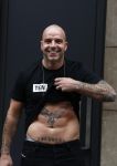 Amsterdam 21 juni 2016
Andy v d Mweyde op de pc hooftstraat met een shirt van 10official aan. (Merk van Rodney Sneijder)