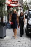 Amsterdam 2 september 2016
Diner voor Albert Verlinde met zijn oud rtl boulevard collega's bij le Garage. Anouk Smulders en Leontine v Moorsel