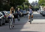 Amsterdam 3 september 2016 
Beertje v Beers met man en dochter op de fiets