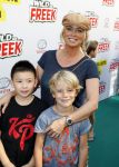 Amsterdam 31 augustus 2016
Presentatie Freek Vonk in Tuschinski. Bridget Maasland met zoon Mees