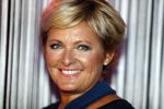 Hilversum 22 augustus 2016
Perspresentatie NPO in studio 21met alle presentatoren. Caroline Tensen met arm in Mitella