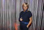 Hilversum 22 augustus 2016
Perspresentatie NPO in studio 21met alle presentatoren. Caroline Tensen met arm in Mitella