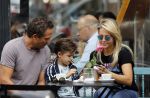 Amsterdam 3 september 2016
 Chantal janzen met man Marco en zoon Jasmes ijsje eten