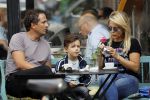 Amsterdam 3 september 2016
 Chantal janzen met man Marco en zoon Jasmes ijsje eten
