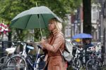 Amsterdam 21 juni 2016 
Claudia de Breij met haar vriendin Jessica v Geel op de pc hooftstraat