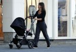 Amsterdam 30 augustus 2016
Debby Petter achter de kinderwagen.