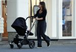 Amsterdam 30 augustus 2016
Debby Petter achter de kinderwagen.