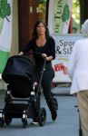 Amsterdam 30 augustus 2016
Debby Petter achter de kinderwagen.