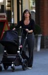 Amsterdam 30 augustus 2016
Debby Petter achter de kinderwagen.