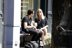 Amsterdam 22 juni 2016 
Zanger Dotan harpenau met (een) vriendin  in amsterdam zuid