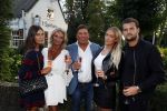 Soest 1 september 2016
Frank en Sandra Masmeijer vieren hun trouwdag met dochters Charlotte en Michelle en schoonzoon bij restaurant t Spiehuis.