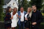 Soest 1 september 2016
Frank en Sandra Masmeijer vieren hun trouwdag met dochters Charlotte en Michelle en schoonzoon bij restaurant t Spiehuis.