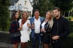 Soest 1 september 2016
Frank en Sandra Masmeijer vieren hun trouwdag met dochters Charlotte en Michelle en schoonzoon bij restaurant t Spiehuis.
