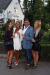 Soest 1 september 2016
Frank en Sandra Masmeijer vieren hun trouwdag met dochters Charlotte en Michelle en schoonzoon bij restaurant t Spiehuis.