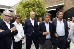 Naarden Vesting 6 september 2016
Presentatei boek DOEN van Jan des Bouvrie bij het arsenaal.
Monique en zoon Jan zijn ook aanwezig.