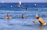 ibiza 19 augustus 2016
Herman den Blijker en zijn vrouw Jacqueline met zoon Matz op vakantie op ibiza.