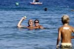 ibiza 19 augustus 2016
Herman den Blijker en zijn vrouw Jacqueline met zoon Matz op vakantie op ibiza.
