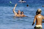 ibiza 19 augustus 2016
Herman den Blijker en zijn vrouw Jacqueline met zoon Matz op vakantie op ibiza.