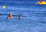 ibiza 19 augustus 2016
Herman den Blijker en zijn vrouw Jacqueline met zoon Matz op vakantie op ibiza.