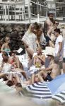 ibiza 27 juni 2016 
Stranddag van Nick en Kirsten Schilder de dag na hun trouwen bij el chirinquito.
Aanwezig oa Jan en Liza Smit Simon en Annemarie Keizer Jaap Kwakman met vriendin Aloys Buys met vriendin Jaap Reesema