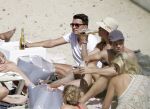 ibiza 27 juni 2016 
Stranddag van Nick en Kirsten Schilder de dag na hun trouwen bij el chirinquito.
Aanwezig oa Jan en Liza Smit Simon en Annemarie Keizer Jaap Kwakman met vriendin Aloys Buys met vriendin Jaap Reesema