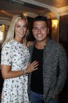 Volendam 31 augustus 2016
Presentatie 100NL in restaurant Lotje wine en dine van Jan Smit. jan met zijn vrouw Lisa