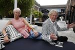 Naarden Vesting 6 september 2016
Presentatei boek DOEN van Jan des Bouvrie bij het arsenaal.
Monique en zoon Jan zijn ook aanwezig.