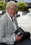 Naarden Vesting 6 september 2016
Presentatei boek DOEN van Jan des Bouvrie bij het arsenaal.
Monique en zoon Jan zijn ook aanwezig.