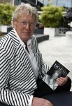 Naarden Vesting 6 september 2016
Presentatei boek DOEN van Jan des Bouvrie bij het arsenaal.
Monique en zoon Jan zijn ook aanwezig.