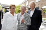 Naarden Vesting 6 september 2016
Presentatei boek DOEN van Jan des Bouvrie bij het arsenaal.
Monique en zoon Jan zijn ook aanwezig. Joop en Janine v d Ende