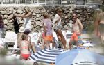 ibiza 27 juni 2016 
Stranddag van Nick en Kirsten Schilder de dag na hun trouwen bij el chirinquito.
Aanwezig oa Jan en Liza Smit Simon en Annemarie Keizer Jaap Kwakman met vriendin Aloys Buys met vriendin Jaap Reesema