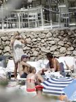 ibiza 27 juni 2016 
Stranddag van Nick en Kirsten Schilder de dag na hun trouwen bij el chirinquito.
Aanwezig oa Jan en Liza Smit Simon en Annemarie Keizer Jaap Kwakman met vriendin Aloys Buys met vriendin Jaap Reesema