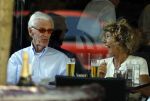 Amsterdam 23 augustus 2016
Manfred de Graaf met een vriendin op terras bij v Dam