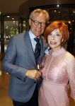 Amsterdam 4 september 2016
Modeshow Paul Schulten in Hotel Okura. Marijke Helwegen met man (middelvinger)
