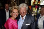 Blaricum 6 september 2016
Surprise party voor Willibrord Frequin zijn 75e verjaardag bij  Moeke Spijstra.
Zijn vriendin kinderen en kleinkinderen zijn natuurlijk aanwezig. mariska v Kolck