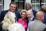 Blaricum 6 september 2016
Surprise party voor Willibrord Frequin zijn 75e verjaardag bij  Moeke Spijstra.
Zijn vriendin kinderen en kleinkinderen zijn natuurlijk aanwezig. Mariska v Kolck met Ronnie Tober