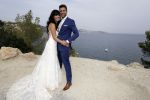 Ibiza 26 juni 2016
Nick en Kirsten Schilder trouwen op het strand van es Cubells. De vaderr van Kirsten trouwt ze en Ruben Nicolai doet zijn act als Duitse zanger.
