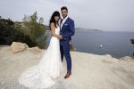 Ibiza 26 juni 2016
Nick en Kirsten Schilder trouwen op het strand van es Cubells. De vaderr van Kirsten trouwt ze en Ruben Nicolai doet zijn act als Duitse zanger.