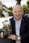 Blaricum 6 september 2016
Surprise party voor Willibrord Frequin zijn 75e verjaardag bij  Moeke Spijstra.
Zijn vriendin kinderen en kleinkinderen zijn natuurlijk aanwezig. Ronnie Tober en Jan Jochems