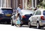 Amsterdam 23 augustus 2016 
Ruben Nicolai met zijn dochter op straat