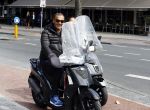 Amsterdam 10 augustus 2016
Ruud Gullit samen met zijn dochter Joelle op terras. Ruud bekijkt samen met haar zijn nieuwe boek.